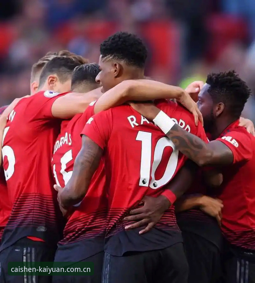 曼联末轮vs布莱顿：卡里克决策智慧与捕鱼时机的深度对比